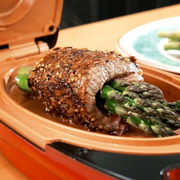 Non-stick stekpanna med slät yta för jämn värmefördelning, essentiell köksutrustning.