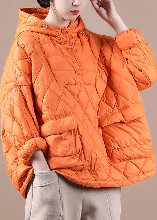 Grön plus size huvjacka, bekväm dam pulloverjacka, varm vinterjacka med stil.