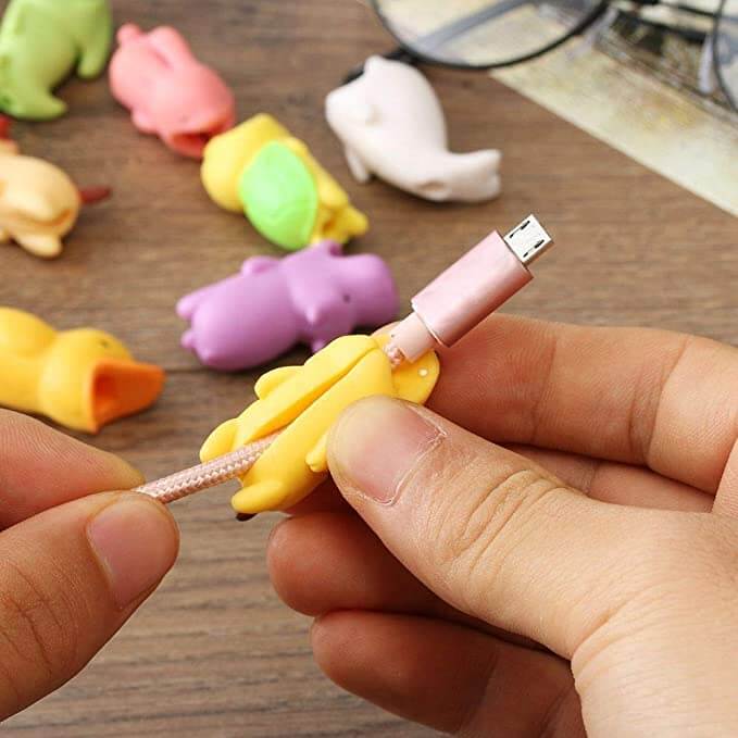 Igelkott djurkabelskydd, dekorativt tillbehör i ABS-plast. Skyddar din smartphonekabel.
