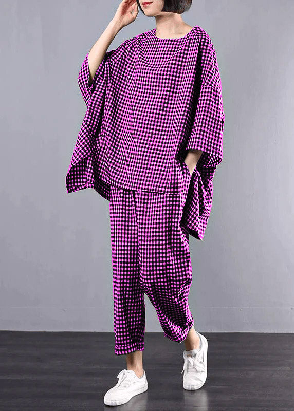 Mode för plus size dam. Tvådelat rutigt set: blus och byxor för både vardag och fest, vår/sommar.