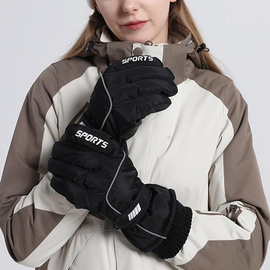 Professionella snowboardhandskar: Vattentäta och varma, designade för optimal prestanda och komfort i backen.