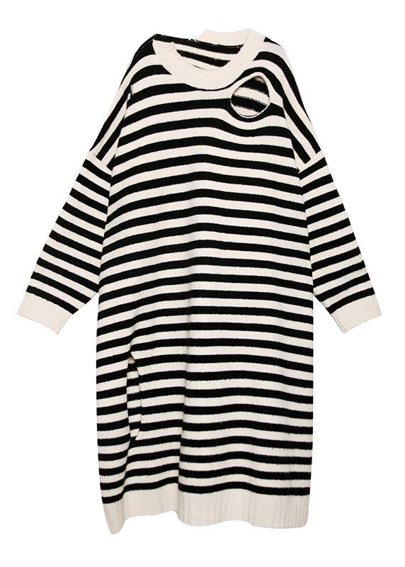 Casual randig damtröja i stickad design. Avslappnad passform för ultimat komfort och en ledig stil.