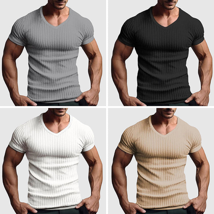 Elegant randig V-ringad t-shirt för herr. En mångsidig sommar t-shirt med skarp passform.