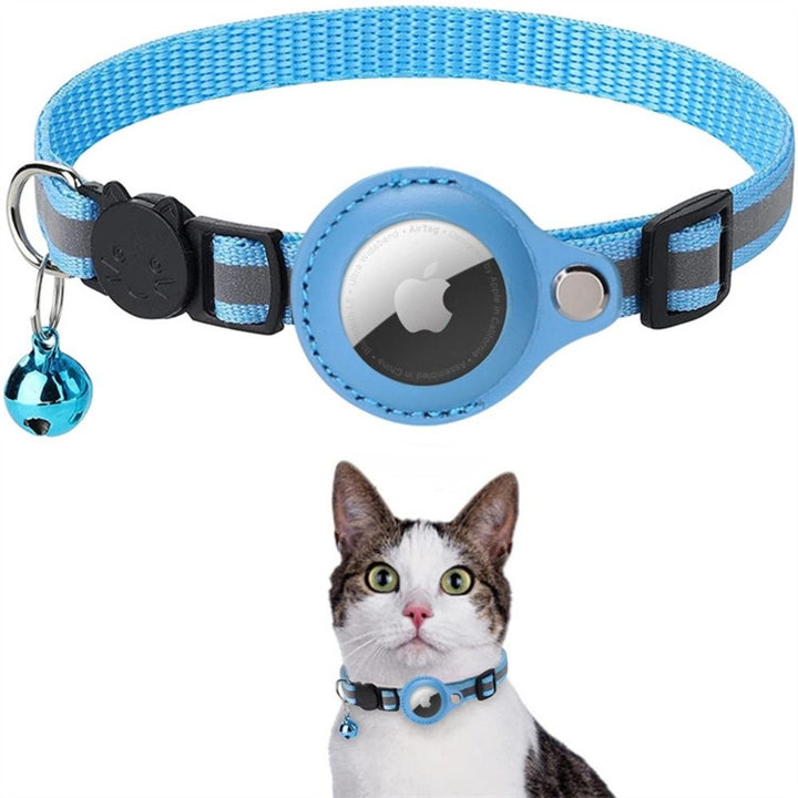 Reflekterande GPS-halsband för katt. Spåra och skydda din utomhuskatt med stil.