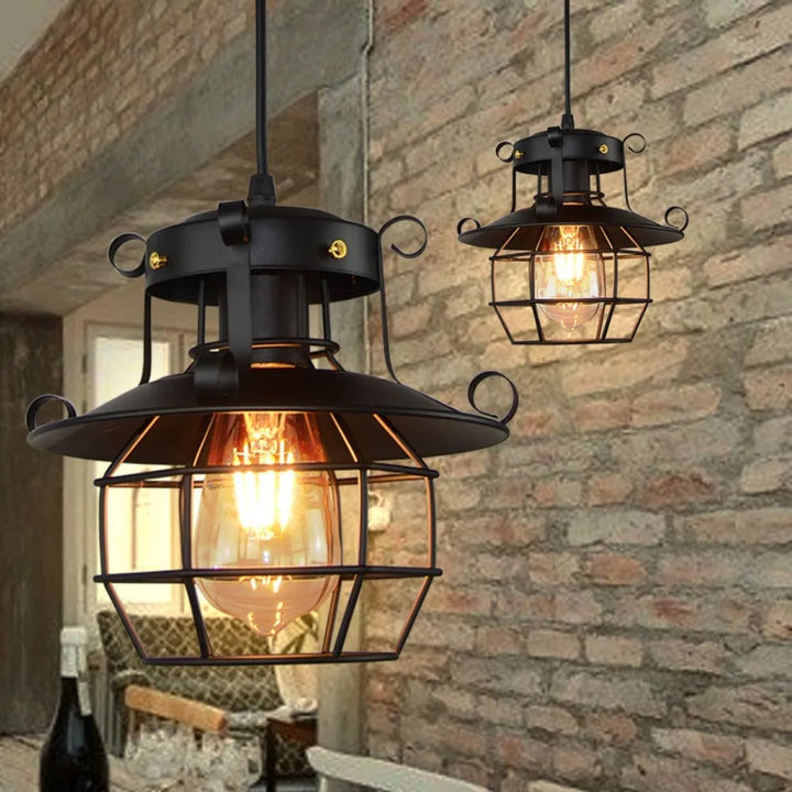 Dimbar retro taklampa, industriell design i aluminium. Skapar mysig vintage belysning för hem & restaurang.