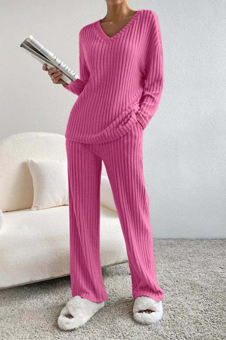 Stickad dam lounge set, bekvämt ribbat tvådelat hemmakläder för kvinnor.