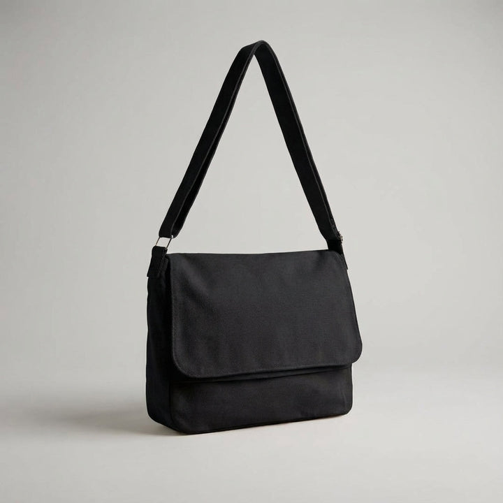 Mångsidig unisex pendlingsväska i slitstark canvas, utmärkt för alla dina dagliga äventyr.