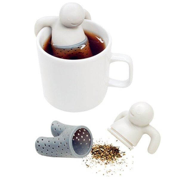 Rolig gul silikon teinfuser i form av en glad gubbe, perfekt för lösbladste.