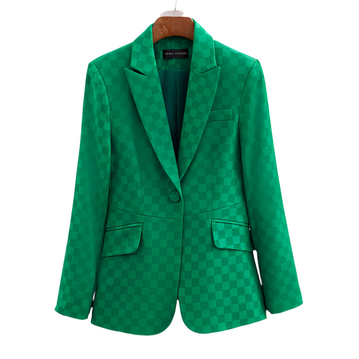 Rutig damkavaj i slim fit för en modern och elegant look. Perfekt som kontorskavaj eller festplagg.