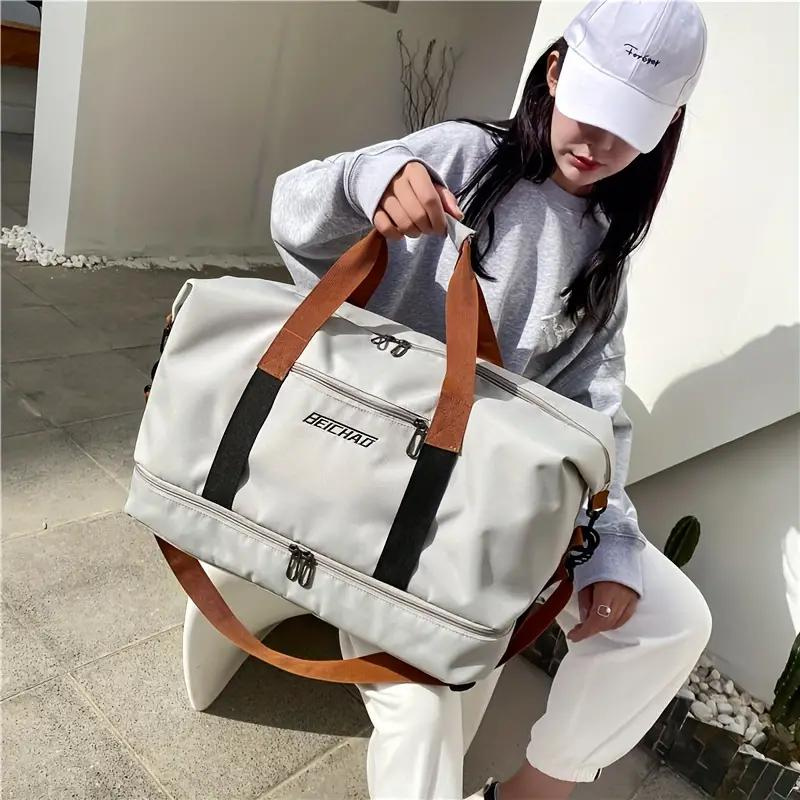 Elegant och funktionell damväska tote, en mångsidig accessoar för en organiserad och stilren look.