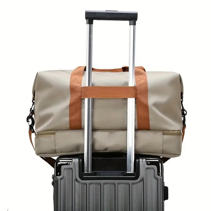 Optimal jobbväska tote med gott om utrymme, perfekt för en strukturerad arbetsdag och alla dokument.