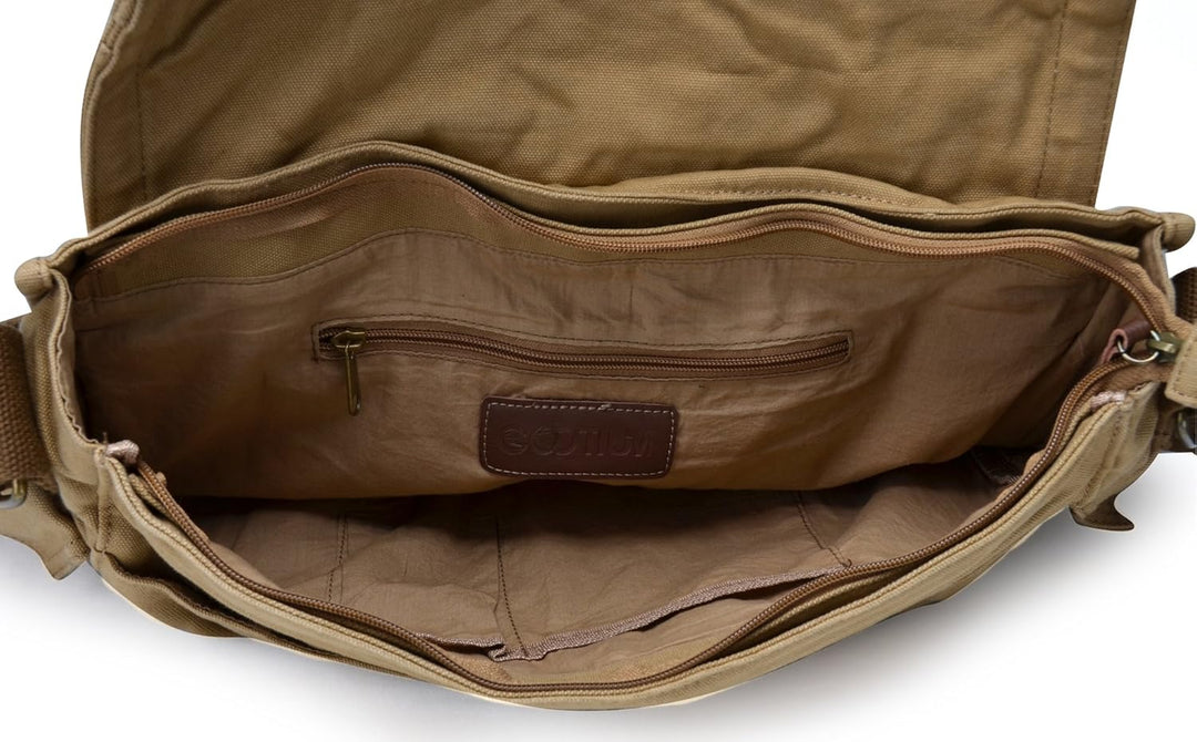 Detaljbild: Robust khaki canvas på vintage messenger-väska. Slitstark unisex axelväska för vardagsbruk.