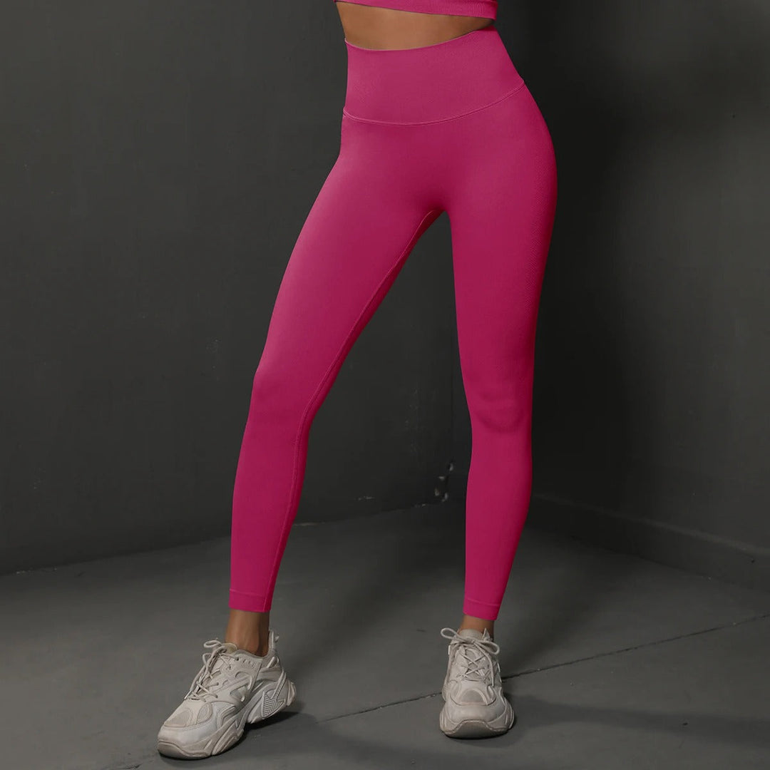 Sömlösa träningsleggings för kvinnor med hög midja, plattbild. Visar snygg design & kvalitet.