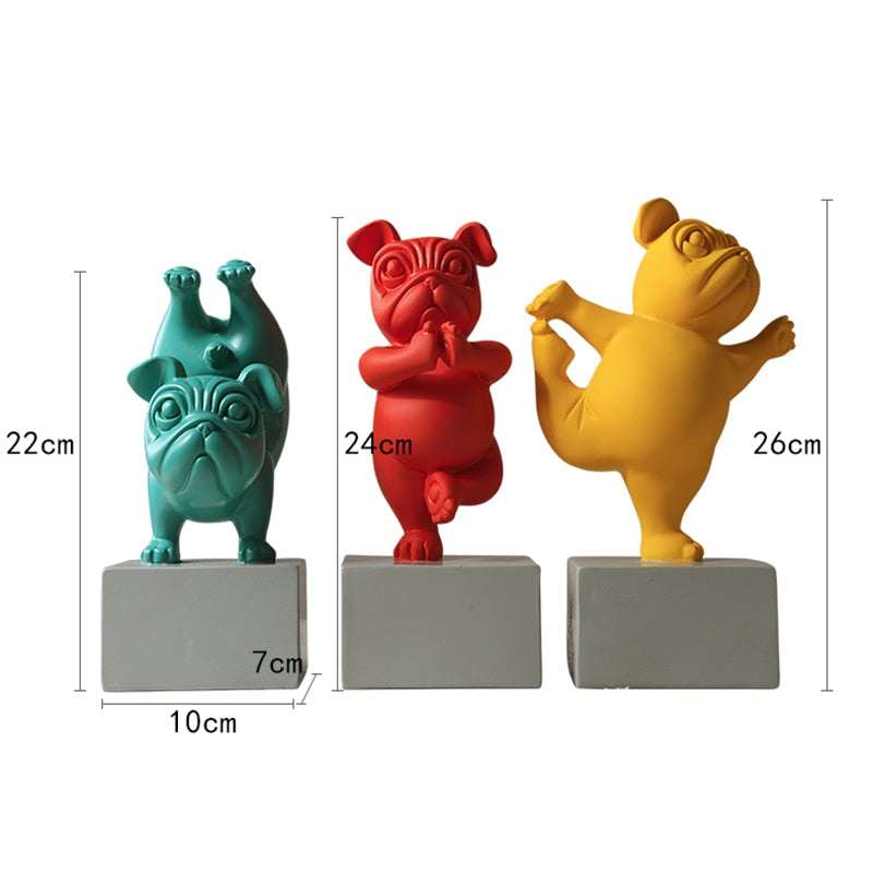 Perfekt presentidé: charmig yoga bulldog figur som stilfull heminredning & prydnad.