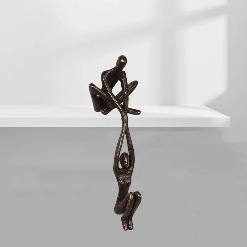 Skulptur Kärlek & Styrka. Konstverk för modern heminredning. Tidlös dekoration som passar vardagsrum & sovrum.