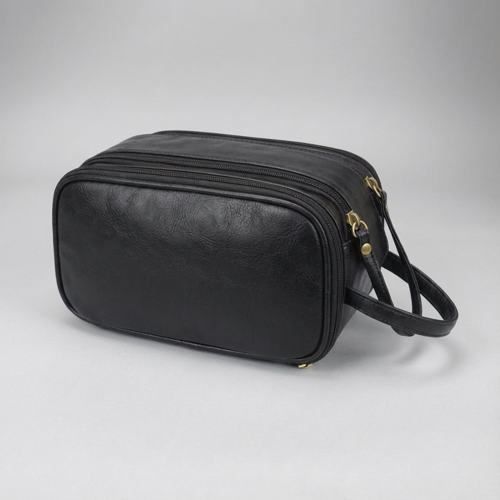 Modern och funktionell Carryne unisex necessär. Stilren design för både män och kvinnor på resande fot.