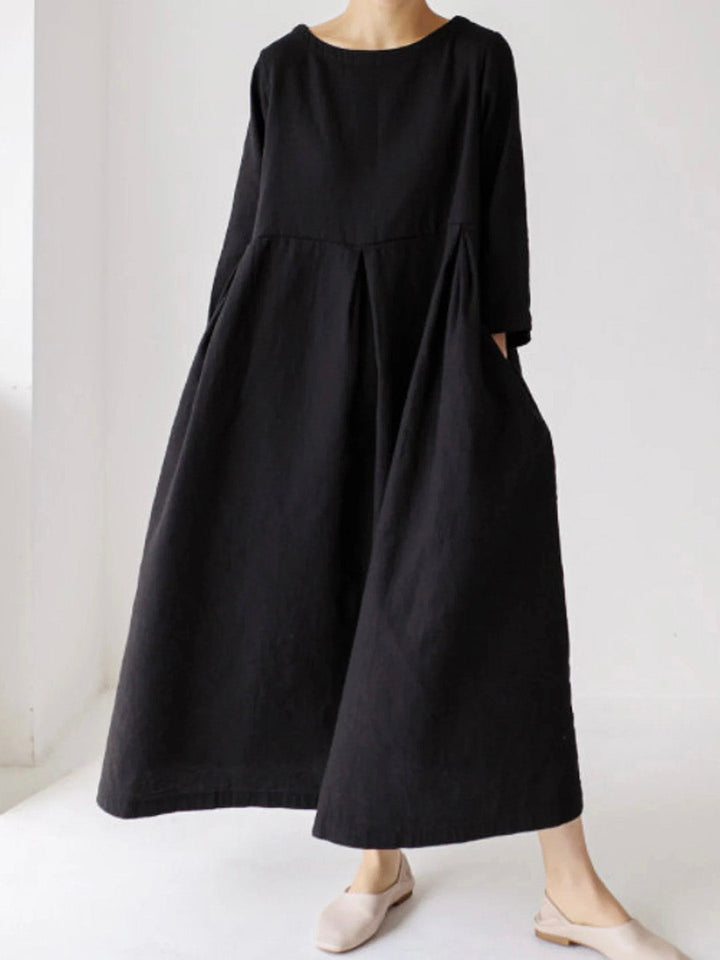 Kvinnors kjol med sidofickor, bekväm bomull för en chic och praktisk look.