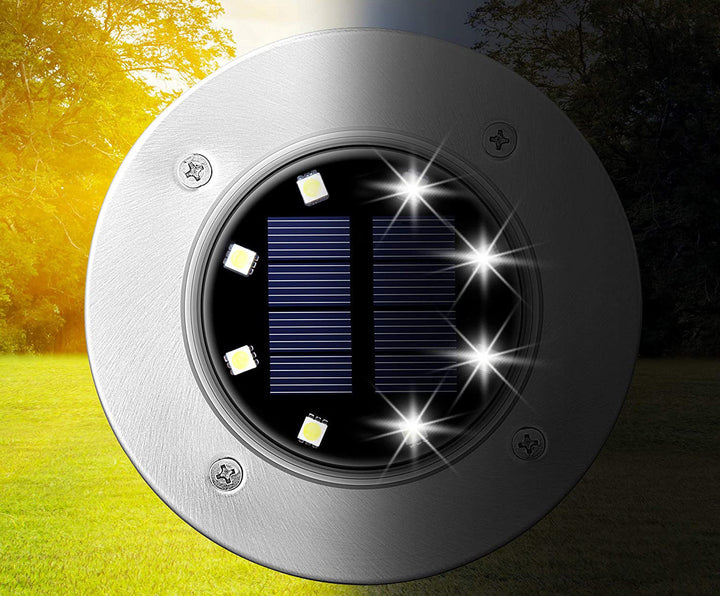 Förpackning med väderbeständiga solcellslampor, trådlösa LED markspotlights för utomhusbruk. IP65.