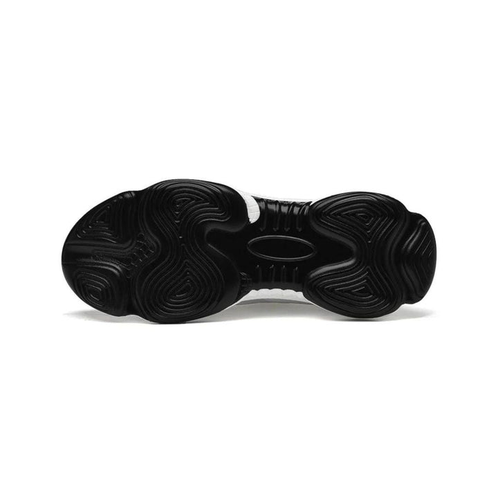 Stilrena herr sneakers med höjdökning, perfekta för en avslappnad men uppklädd vardagslook.