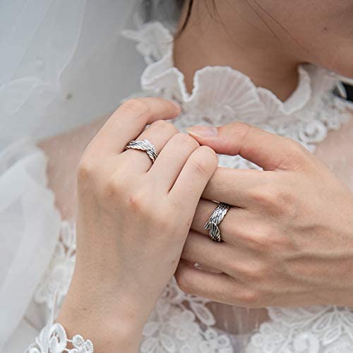 Damring med detaljerade änglavingar i sterling silver, en fin present och elegant accessoar för kvinnor.