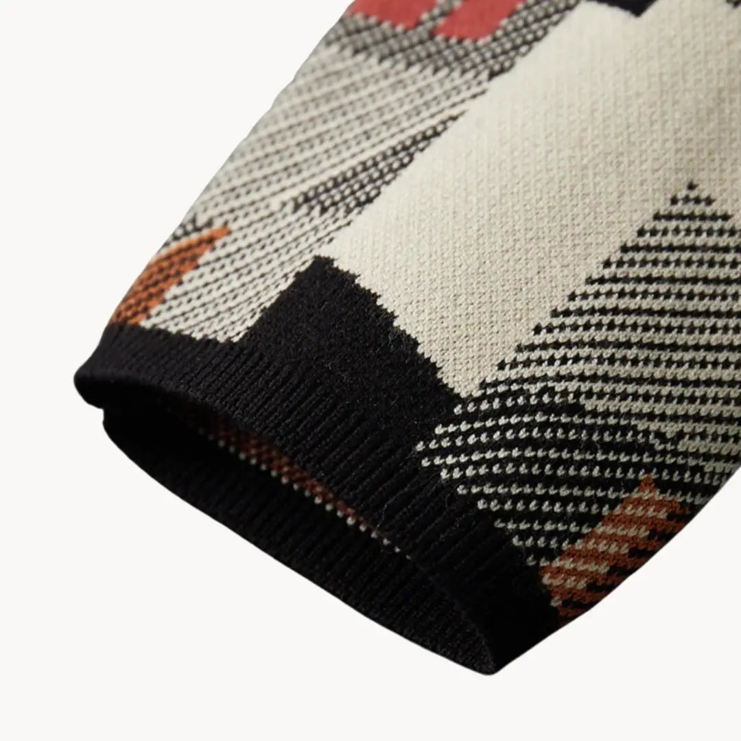 Bekväm stickad damkofta med abstrakt design, perfekt att bära för en stilsäker look.