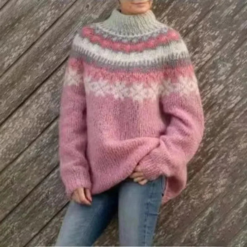 Höstig stickad damtröja med rund hals. Varm och bekväm pullover, perfekt för trendigt casual mode.