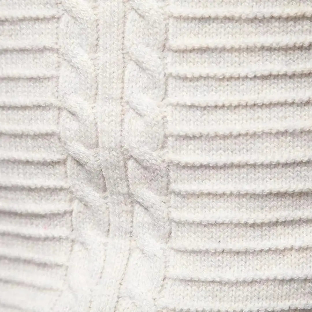 Höstmode: Bekväm beige herrtröja med crewneck och ribbdetaljer för en stilren look.