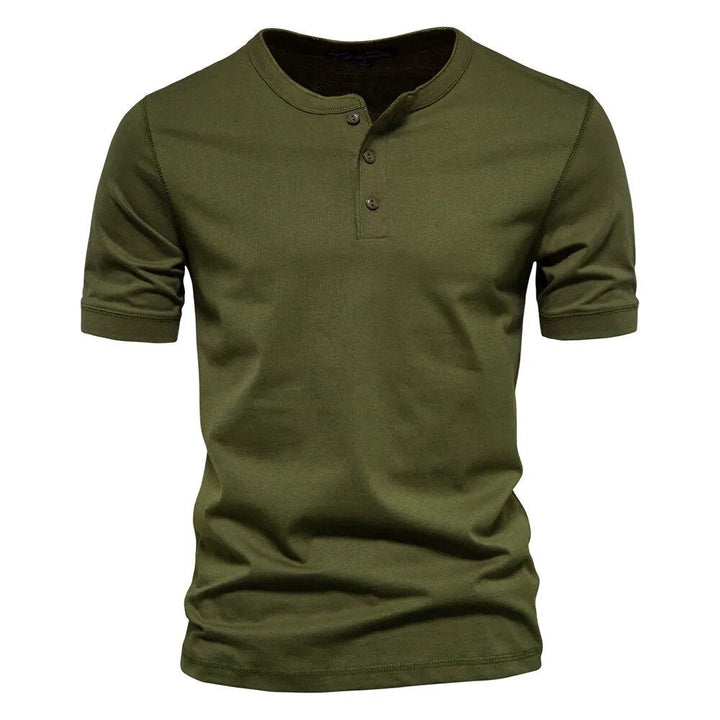 Mångsidig herr t-shirt med krage. Passar för sommar, vår & höst, ger en bekväm vardagsstil.