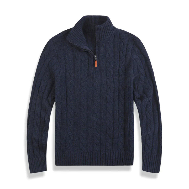 Varm, ribbad herrcardigan med hög hals och halvdragkedja, perfekt som bekvämt lager i herrkläder.