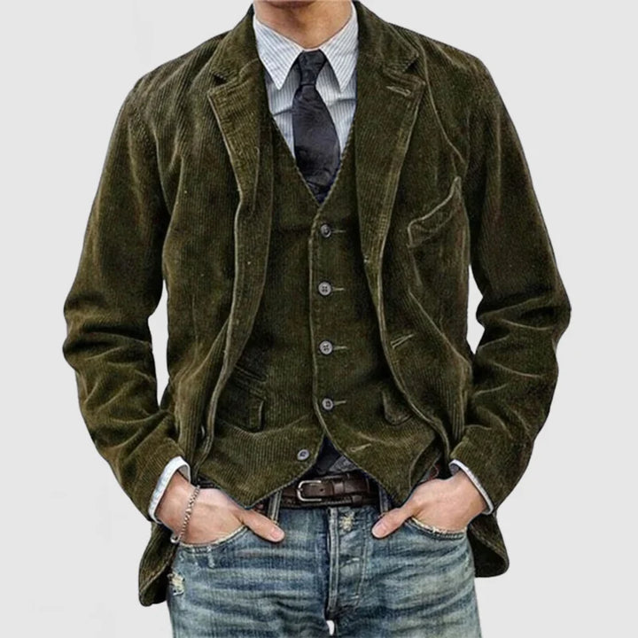 Närbild på elegant herrjacka. Visar stiliga knappar, krage och tygets textur. Högkvalitativ vårjacka.