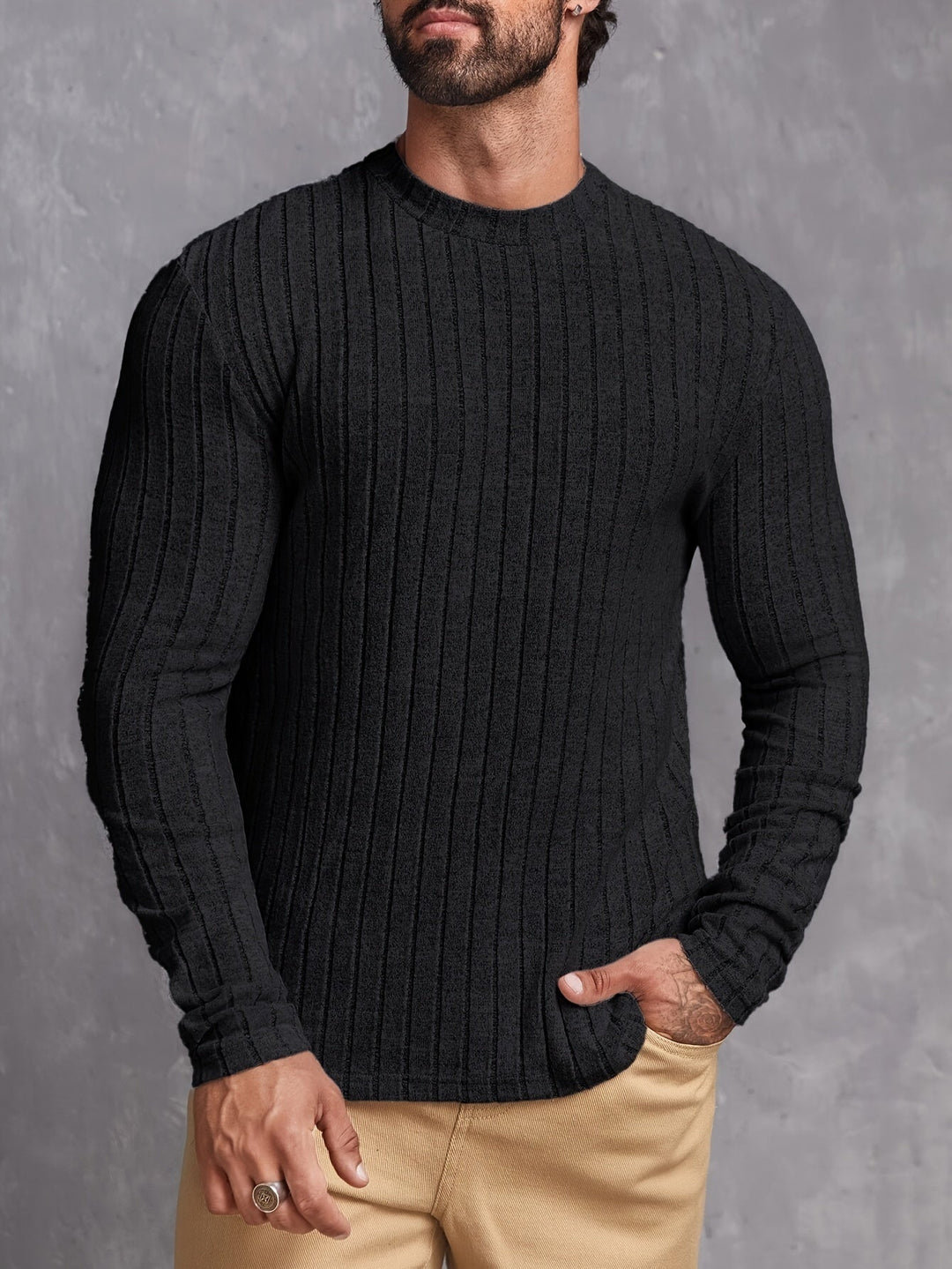 Herrtröja crewneck, idealisk för avslappnade dagar. Stilren och bekväm vardagströja som kompletterar herrmode.