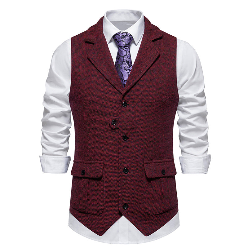 Herrväst i högkvalitativt tyg, stilren och bekväm för kontor eller fest. Elegant smart casual för män.