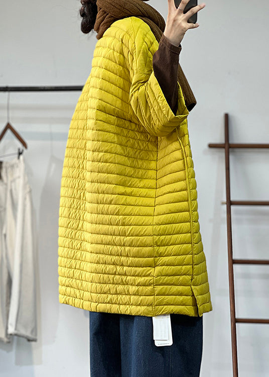 Bekväm och rymlig plus size dam-parkas. Idealisk som ytterplagg under kyliga dagar, med praktiska fickor.