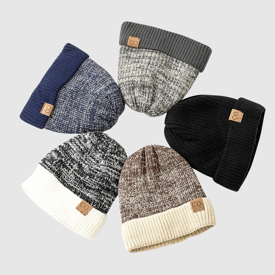 Unisex Roadster Mössa, en stilren och justerbar stickad huvudbonad, passar alla under höst/vår.