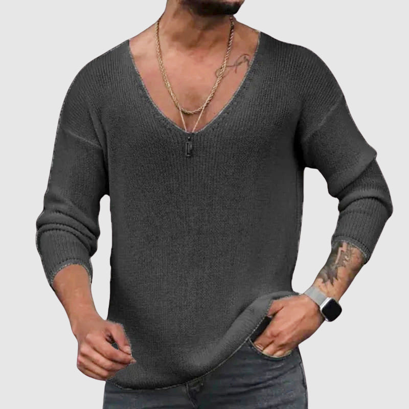 Avslappnad V-ringad långärmad herrskjorta, stilren för modern vår- och höstlook. Casual herrmode.