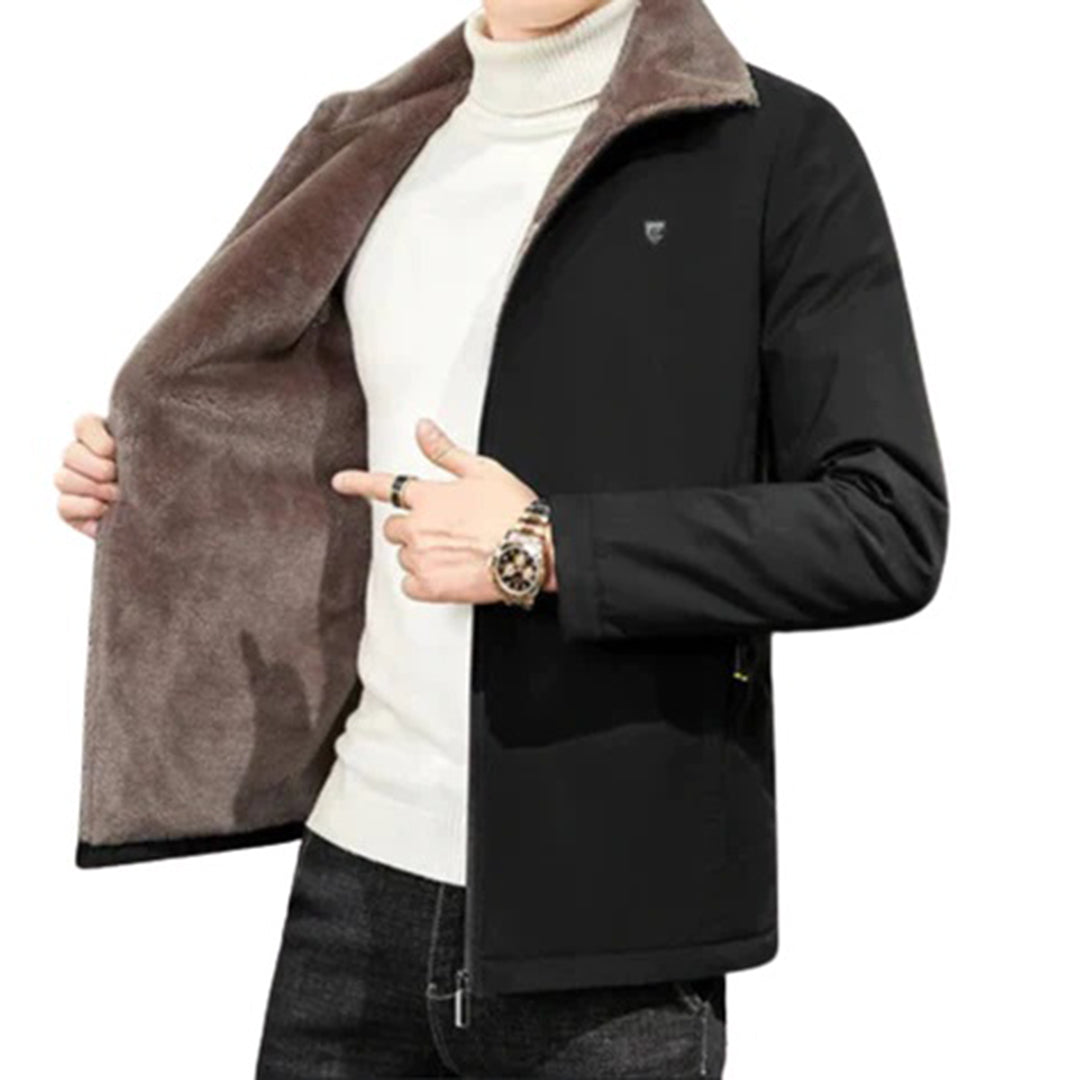 Modern herrjacka, varm och bekväm vinterjacka i stilren design, idealisk för vinterkläder.