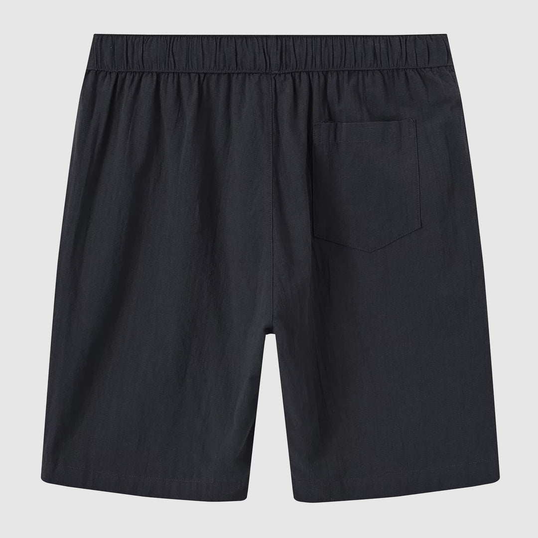 Mångsidiga herrshorts som passar perfekt för både strand och avslappnade sommaraktiviteter.