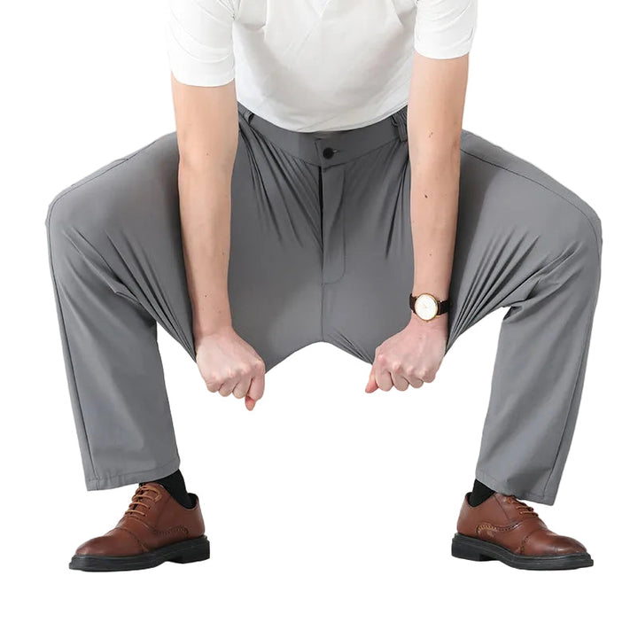 Stilrena herrbyxor med stretch, perfekt för optimal komfort och en modern vardagslook.