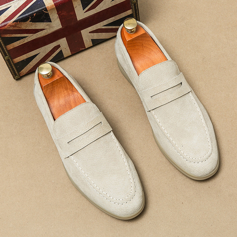 Eleganta loafers i premiumläder för män, en tidlös slip-on sko som kombinerar stil med komfort.