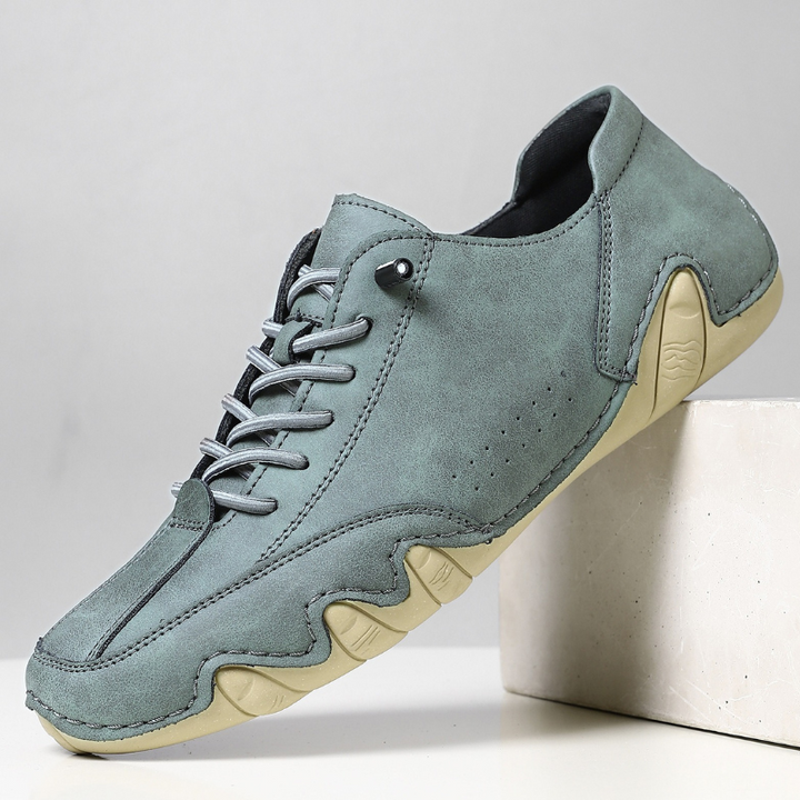 Vardagsskor för män: komfortabla sneakers i läderstil med stötdämpande EVA-sula. Perfekta fritidsskor.