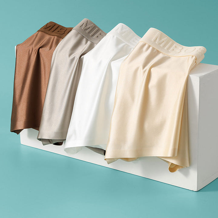 Ergonomiska boxers för herrar, optimal passform och andningsfunktion för aktiv vardag.