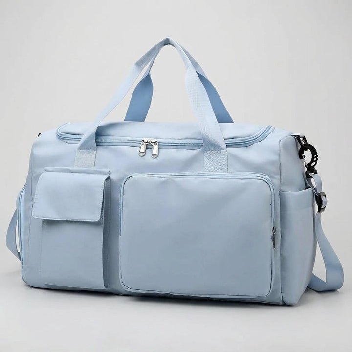 Robust handbagage med skofack. En mångsidig väska perfekt för weekendresor eller träningspass.