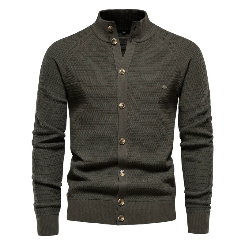 Brun herrjacka, värmande höstjacka/vinterjacka. Komfortabel och modern stil för den medvetne mannen.