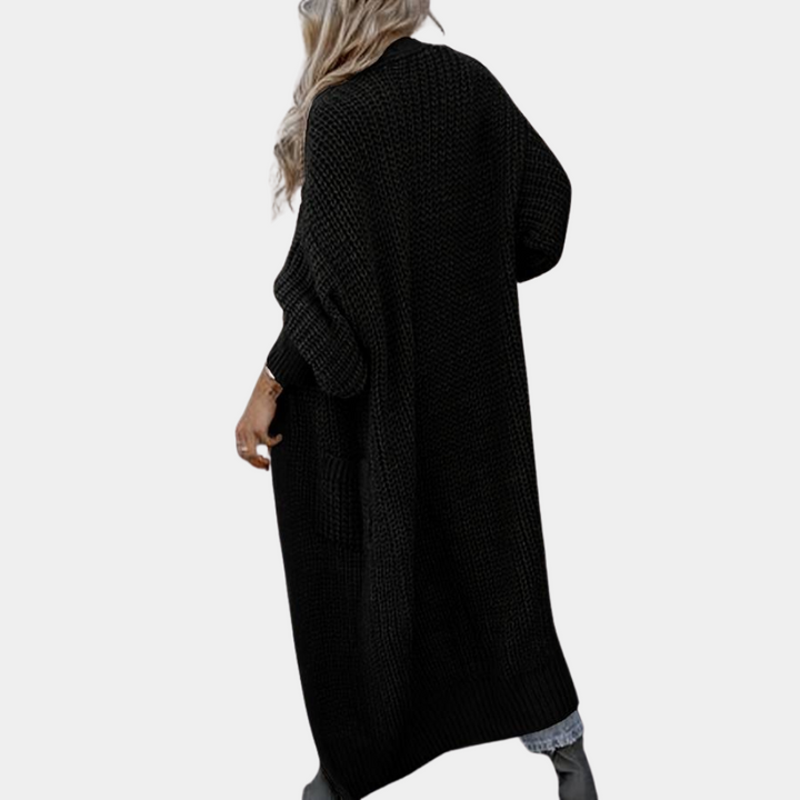 Trendig grå vinterjacka för kvinnor med tidlös design. Långärmad och varm, perfekt för kyliga höstdagar.