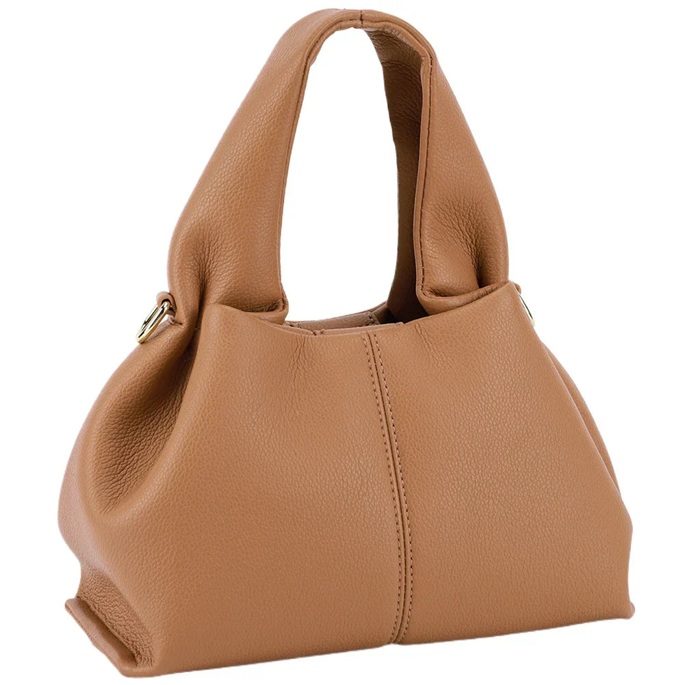 Svart retro dam crossbody väska i mjukt konstläder. Elegant vintage stil, rymlig och praktisk vardagsväska.