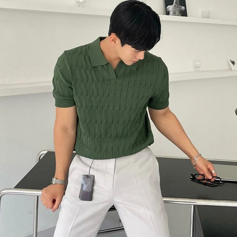 Grön slim fit pikétröja för herr. Stickad jacquard av polyester, perfekt för en snygg vardagslook.