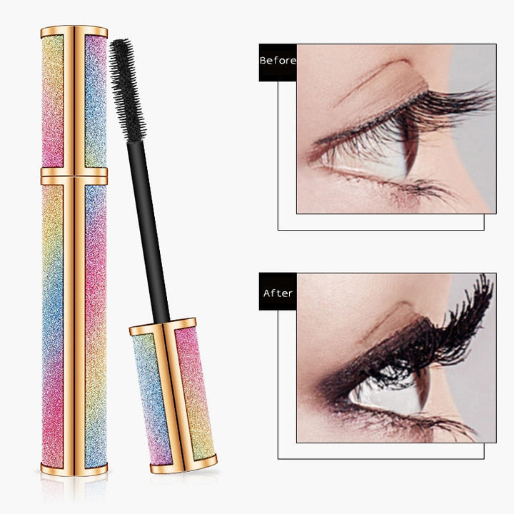 Vattenfast svart Stjärnhimmel Mascara för långa, definierade och volymgivande ögonfransar.
