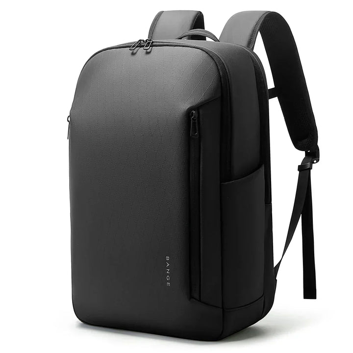 Detaljbild av det vattentåliga materialet på BusinessPack-ryggsäcken. Skyddar din laptop.