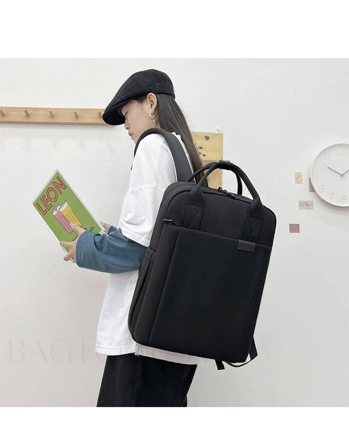 Detaljbild: Vattentät unisex ryggsäck med dragkedjor och laptopfack, korallrosa.