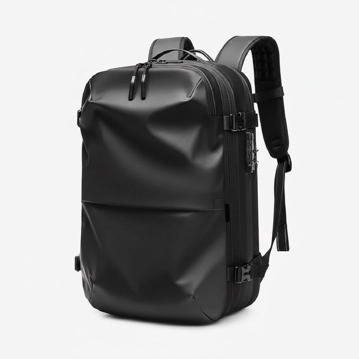 Vattentät ryggsäck för resor, visad med utökat utrymme för extra packning, laptopfack och bekväm design.